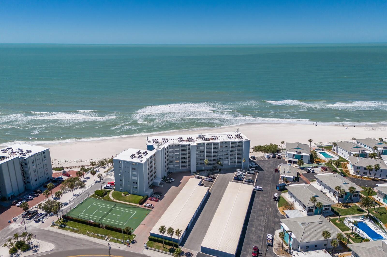 MARTINIQUE APTS NORTH - Residential