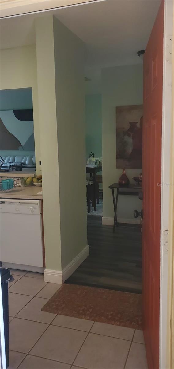VILLAGES OF BLOOMINGDALE CONDO - Residential