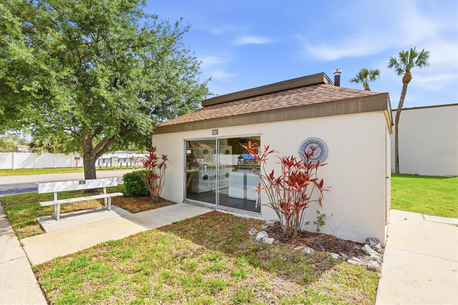 BOULEVARD CLUB THE CONDO - Residential