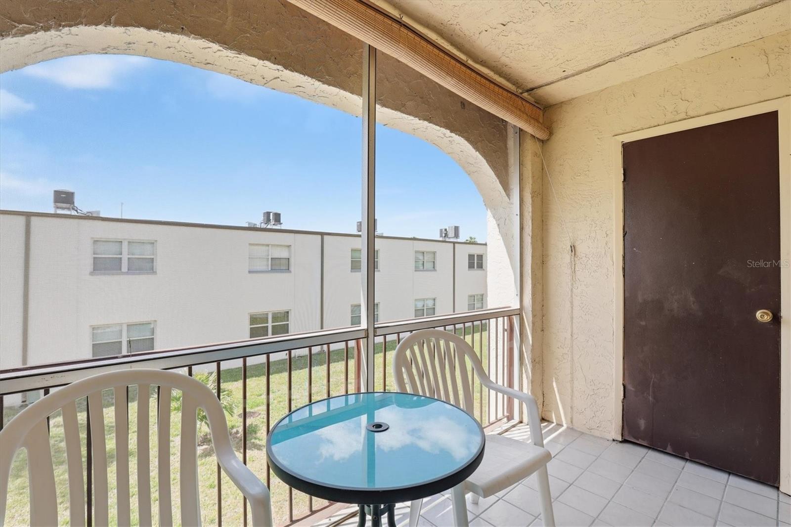 BOULEVARD CLUB THE CONDO - Residential