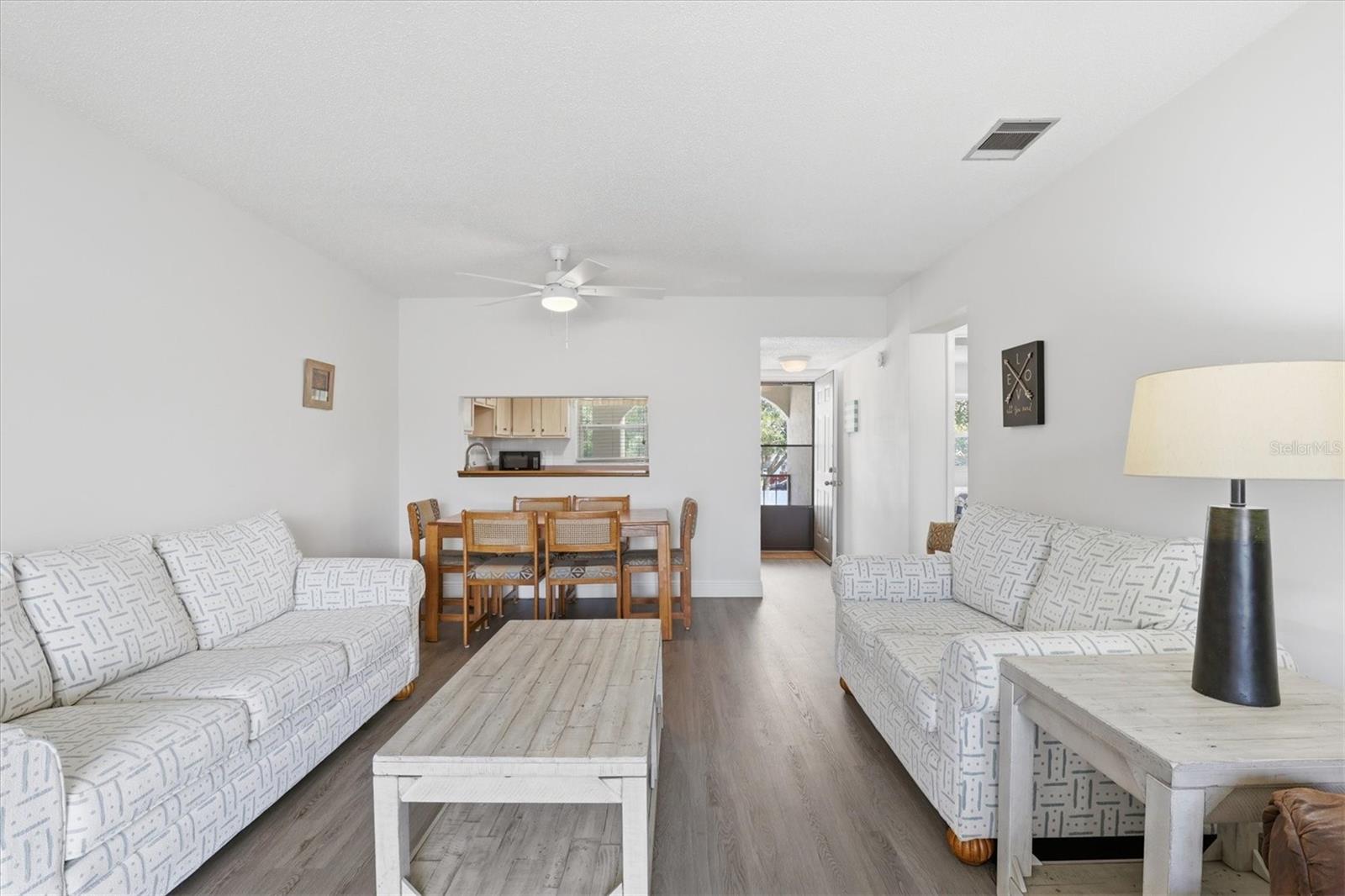 BOULEVARD CLUB THE CONDO - Residential