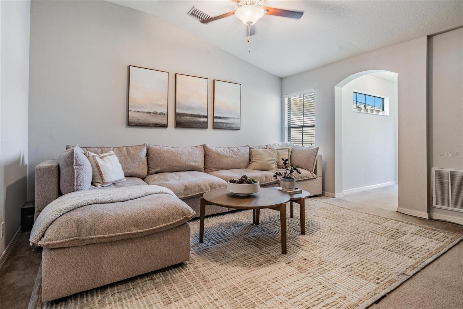 BAY ISLES TWNHMS - Residential