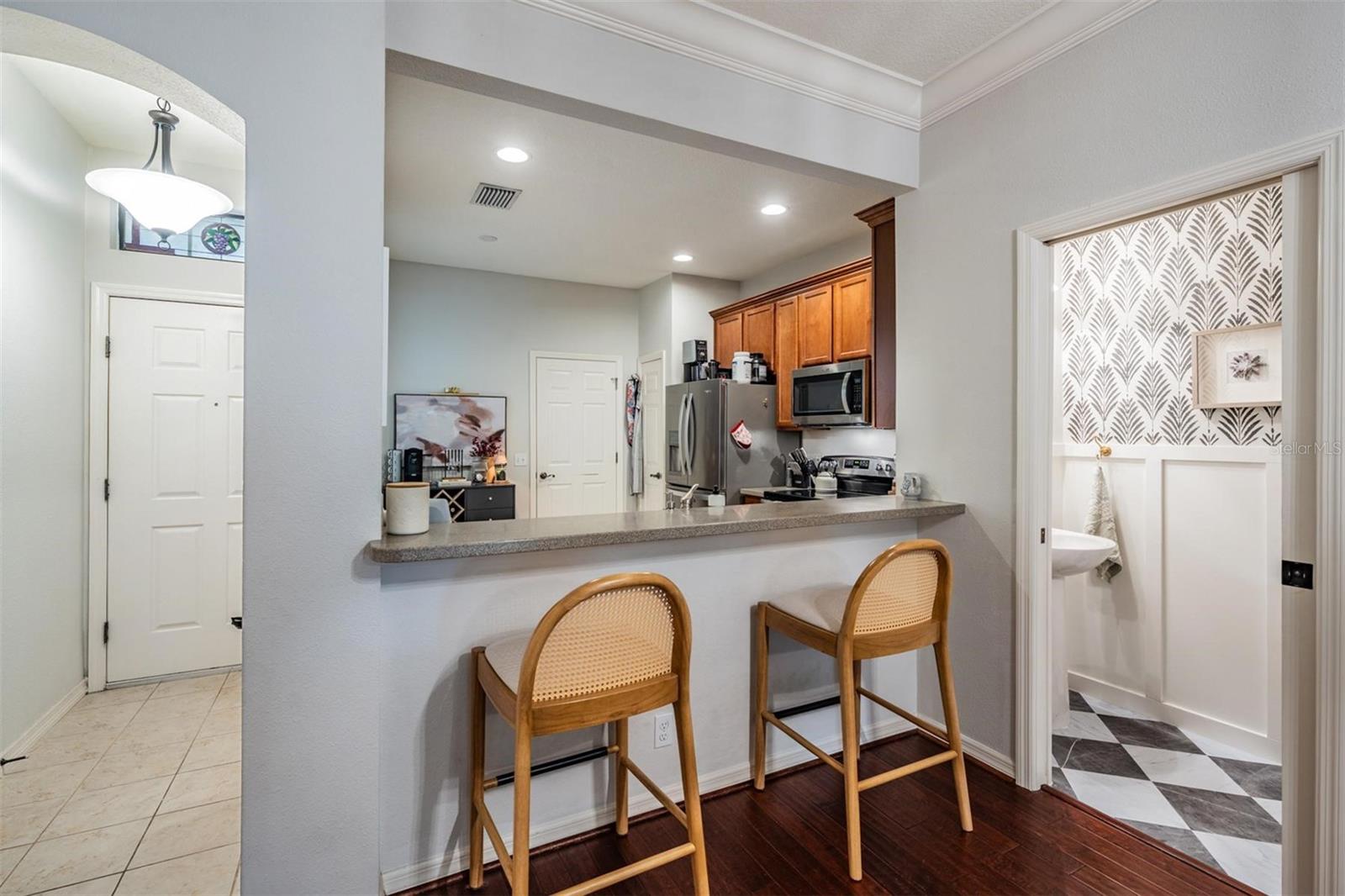 BAY ISLES TWNHMS - Residential