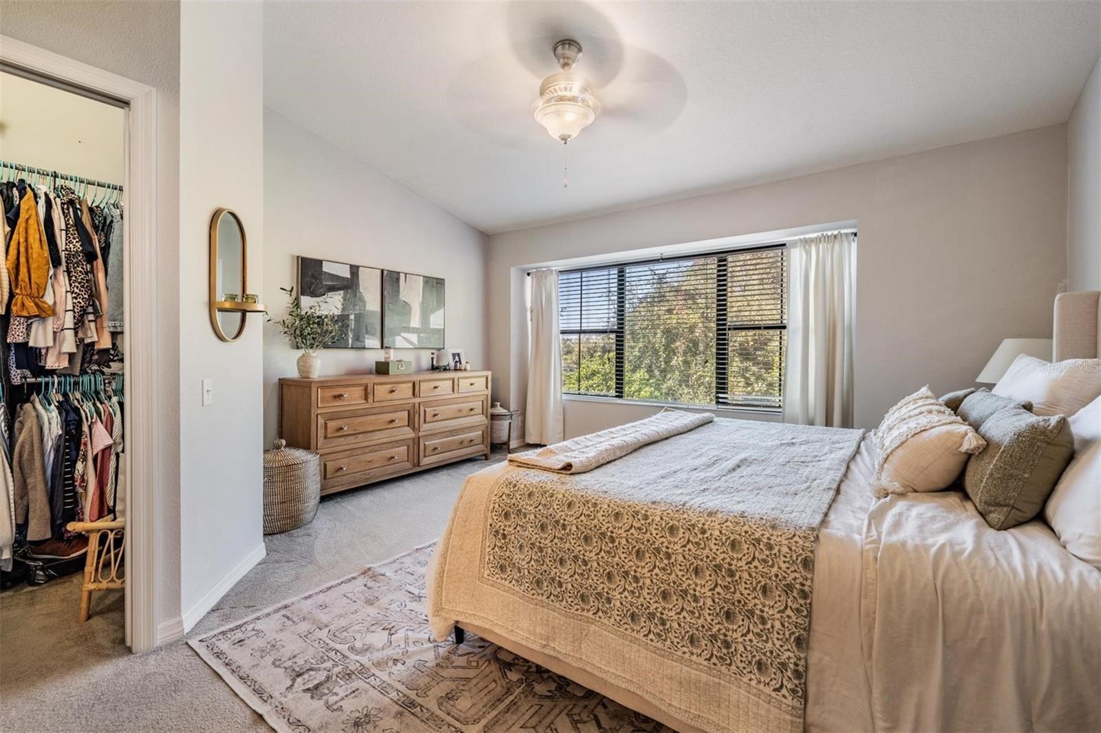 BAY ISLES TWNHMS - Residential