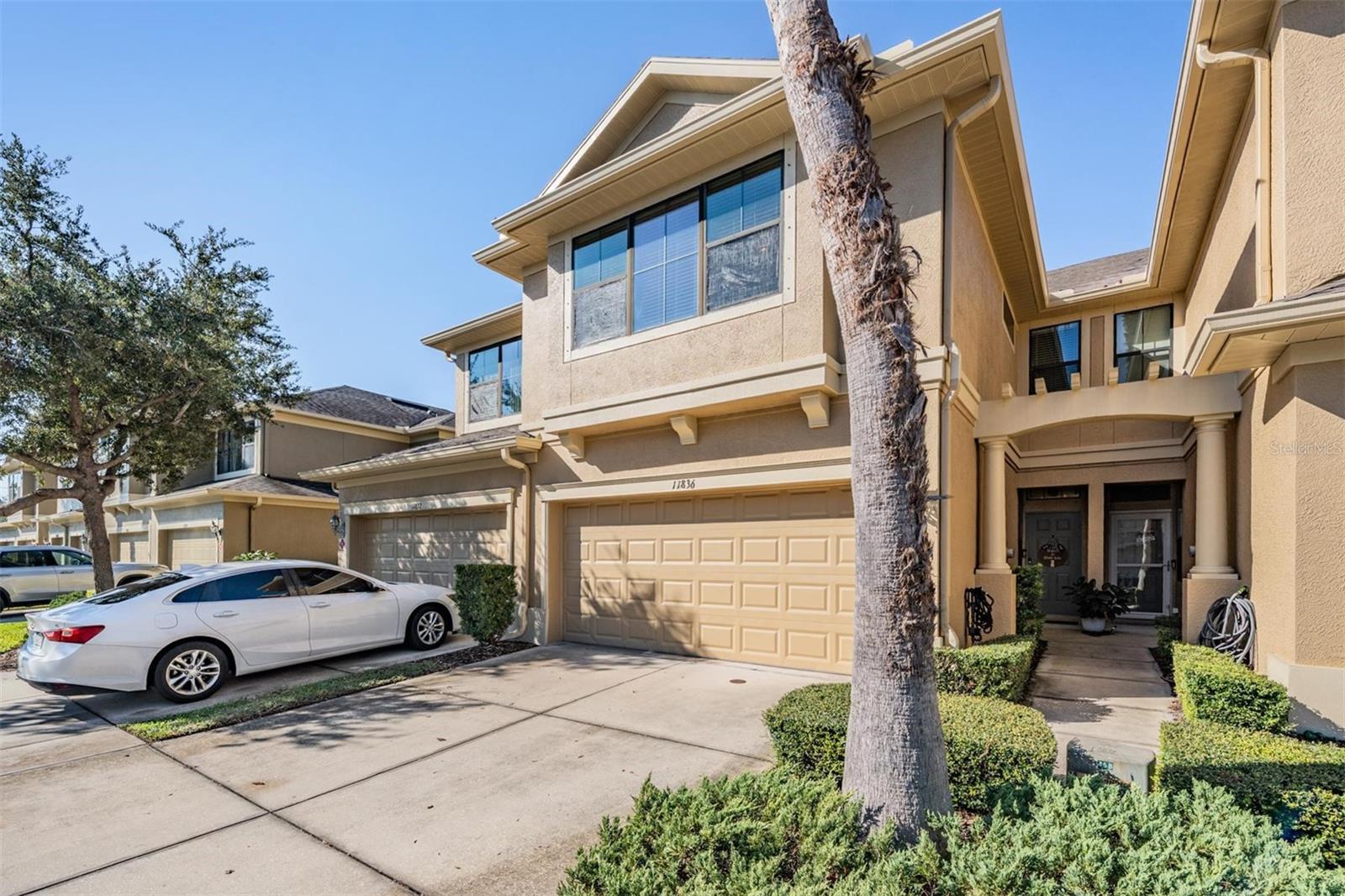 BAY ISLES TWNHMS - Residential