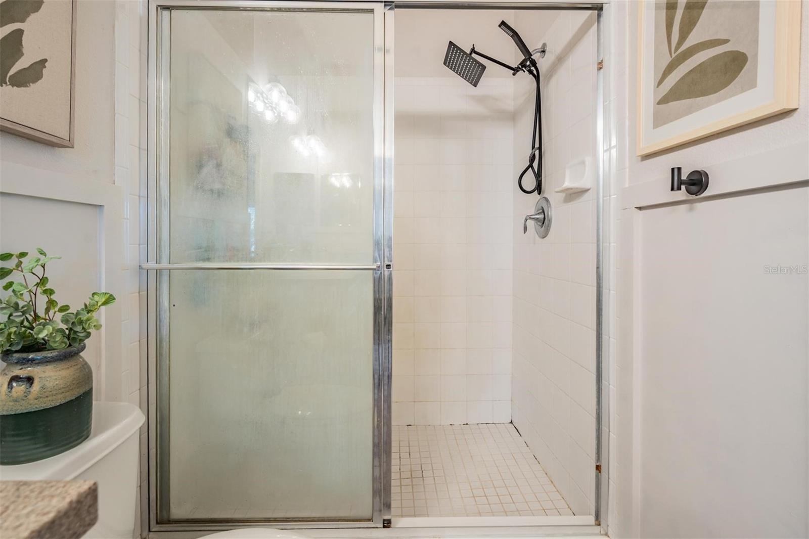 BAY ISLES TWNHMS - Residential