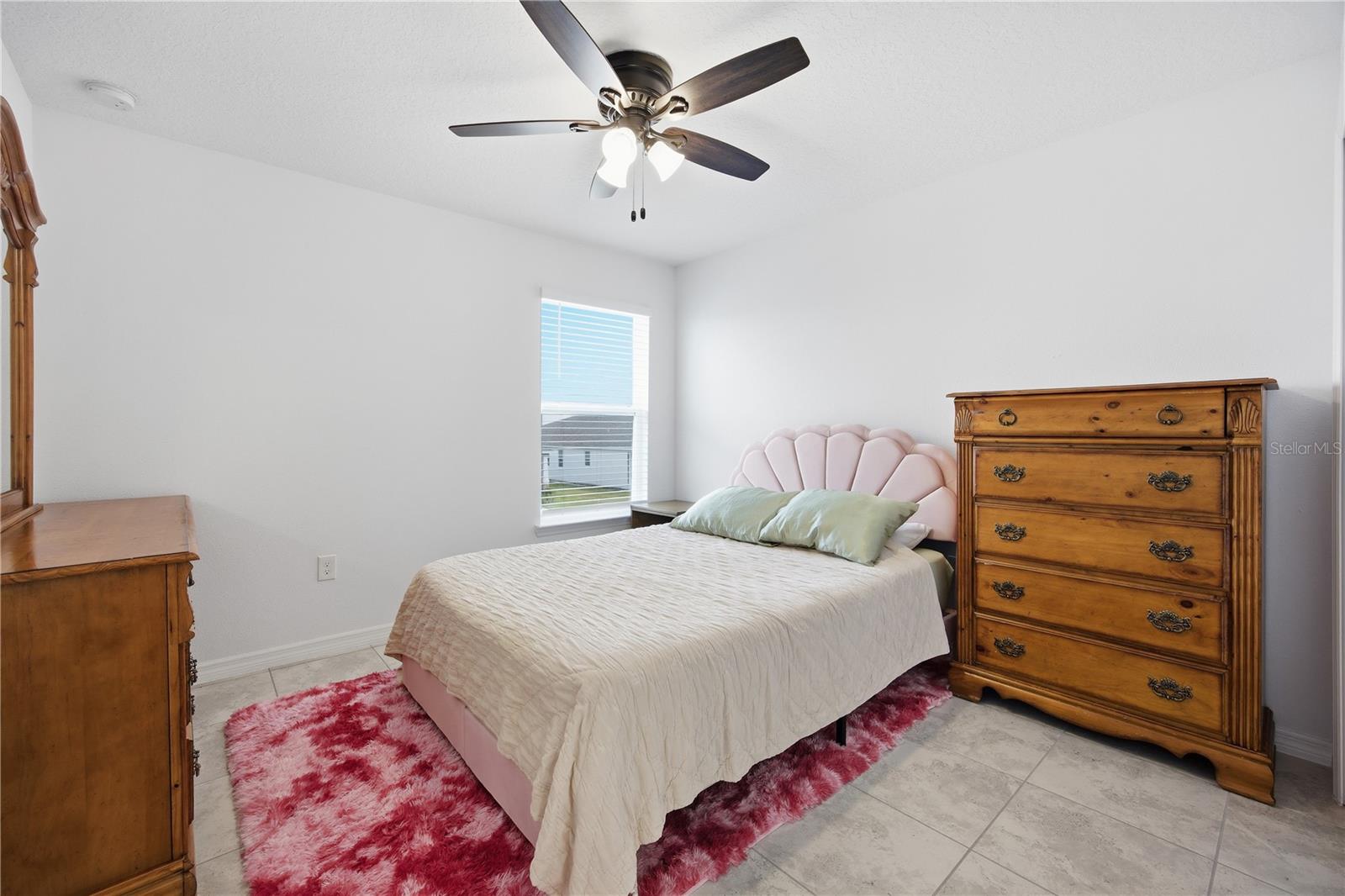 CALESA TOWNSHIP ROAN HILLS PH - Residential