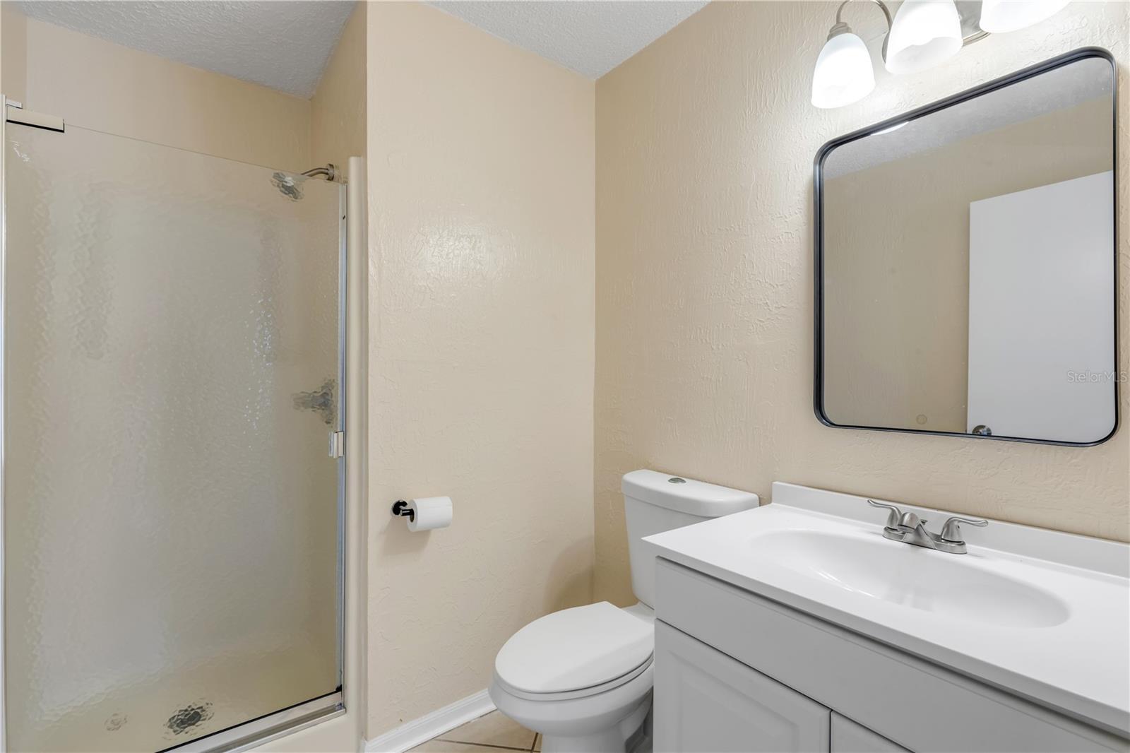 FLORIDA SHORES 01 - Residential Income