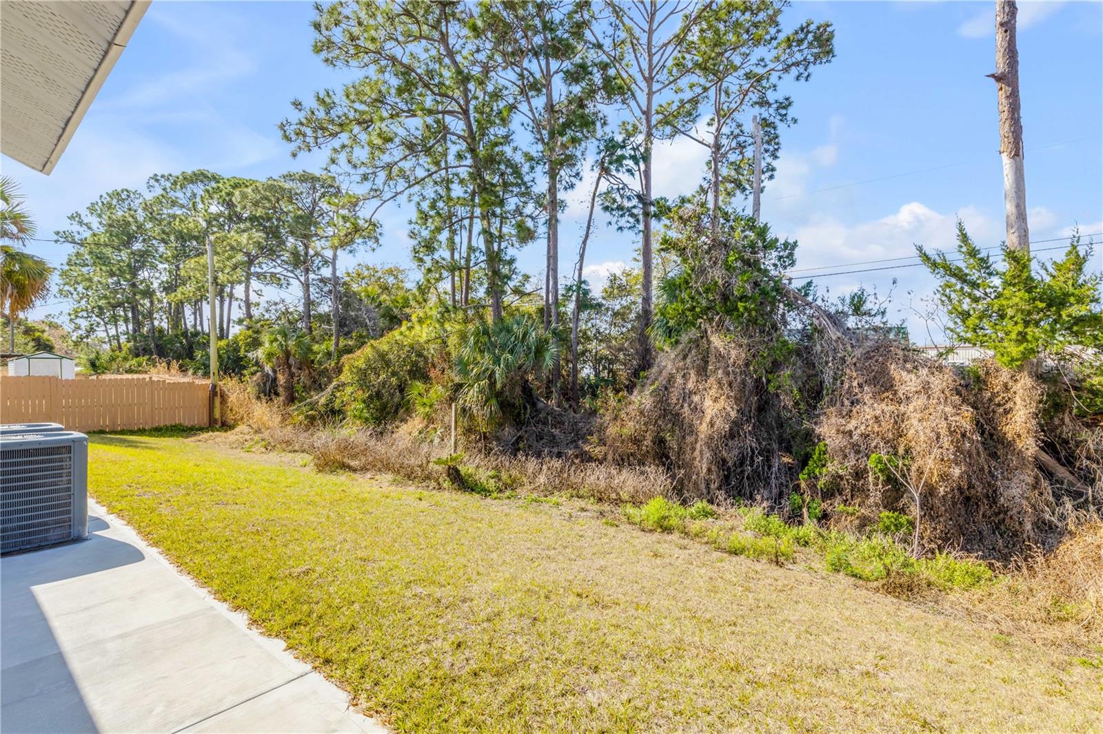 FLORIDA SHORES 01 - Residential Income