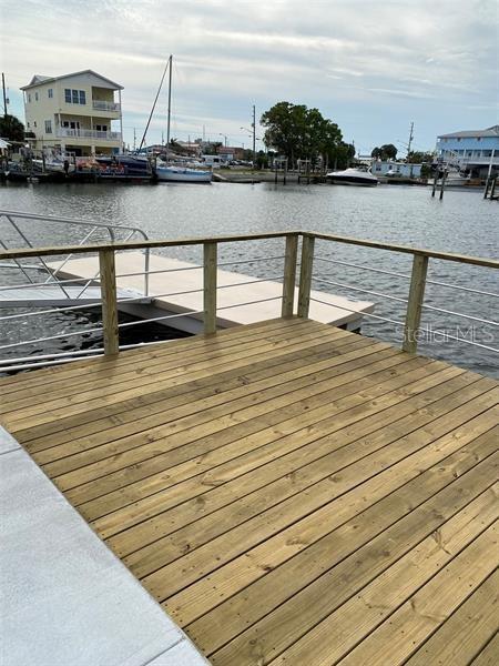 HUDSON BEACH ESTATES - Land