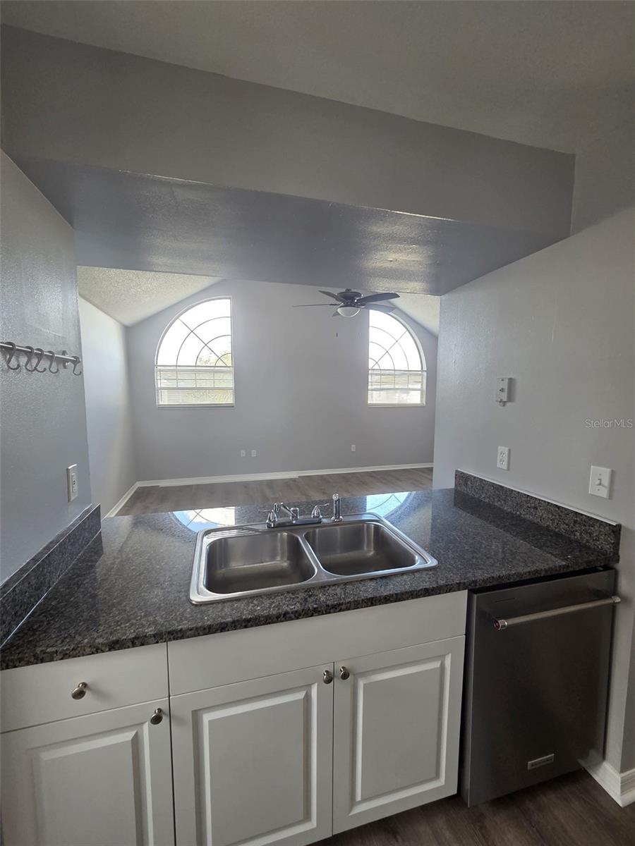 VILLAS AT SHADOW BAY THE - Residential