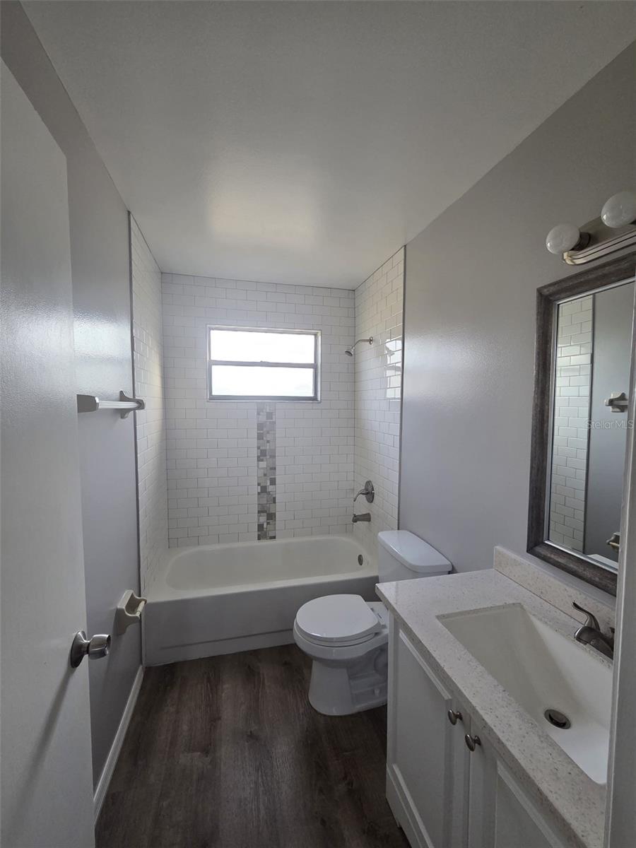 VILLAS AT SHADOW BAY THE - Residential