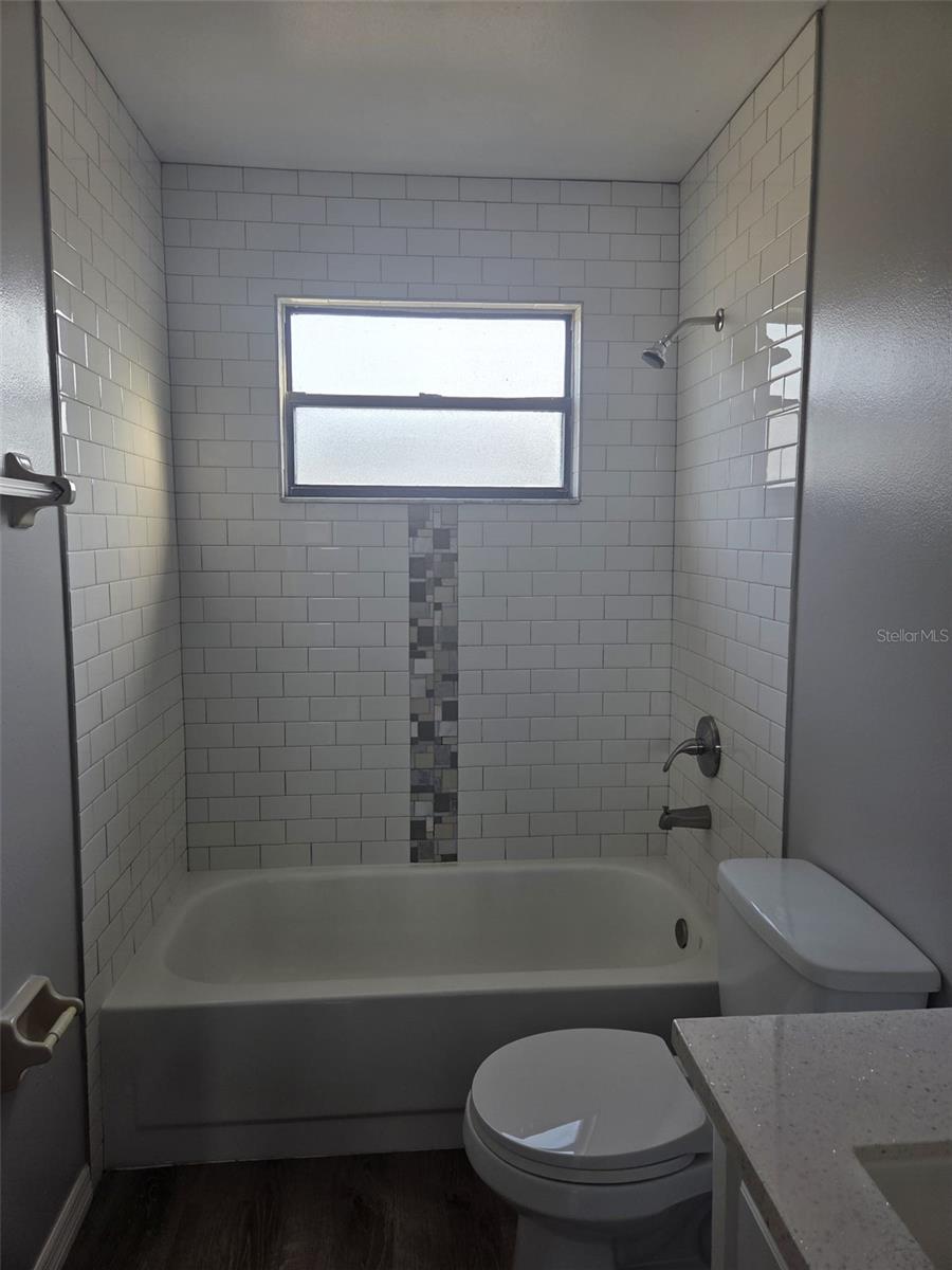 VILLAS AT SHADOW BAY THE - Residential