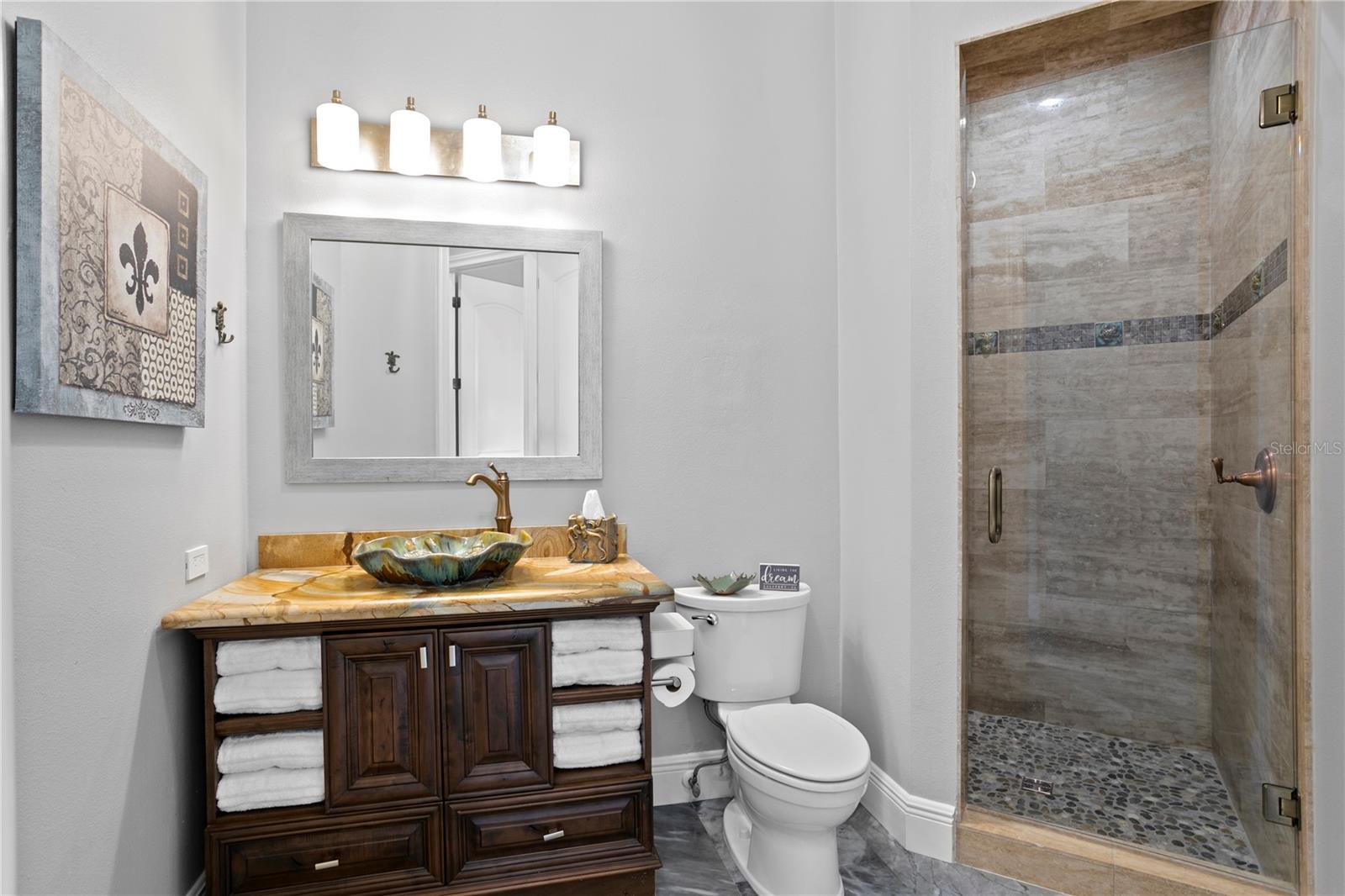 SKIMMER POINT PH III - Residential