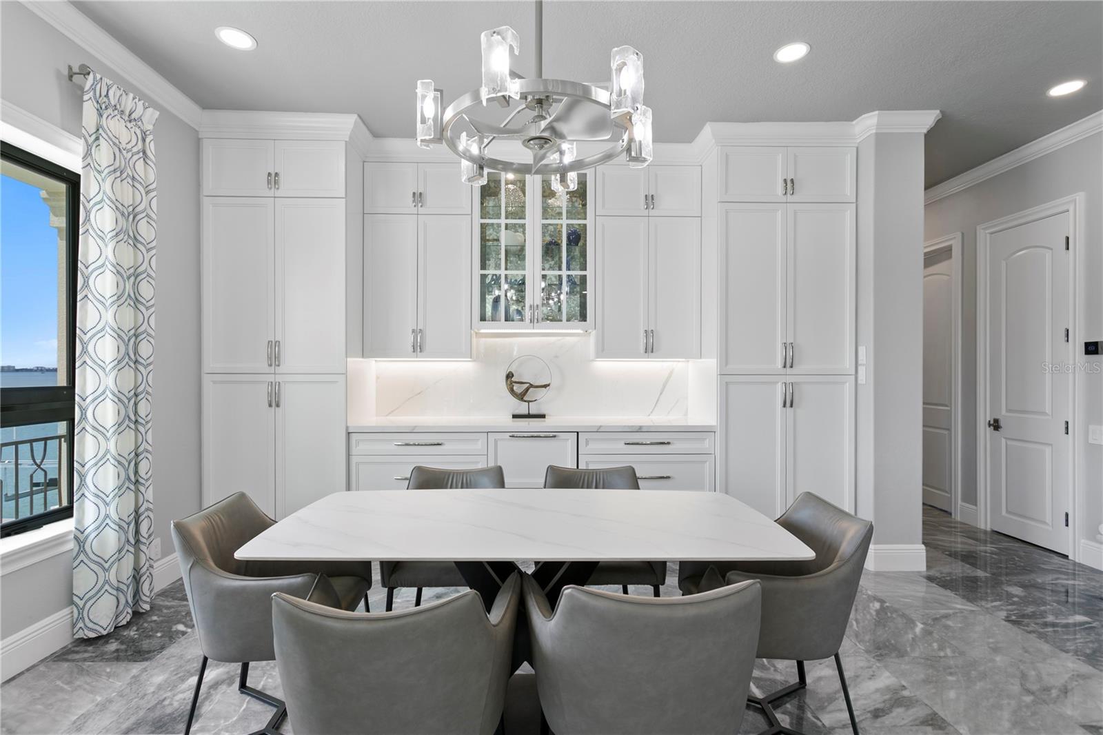 SKIMMER POINT PH III - Residential