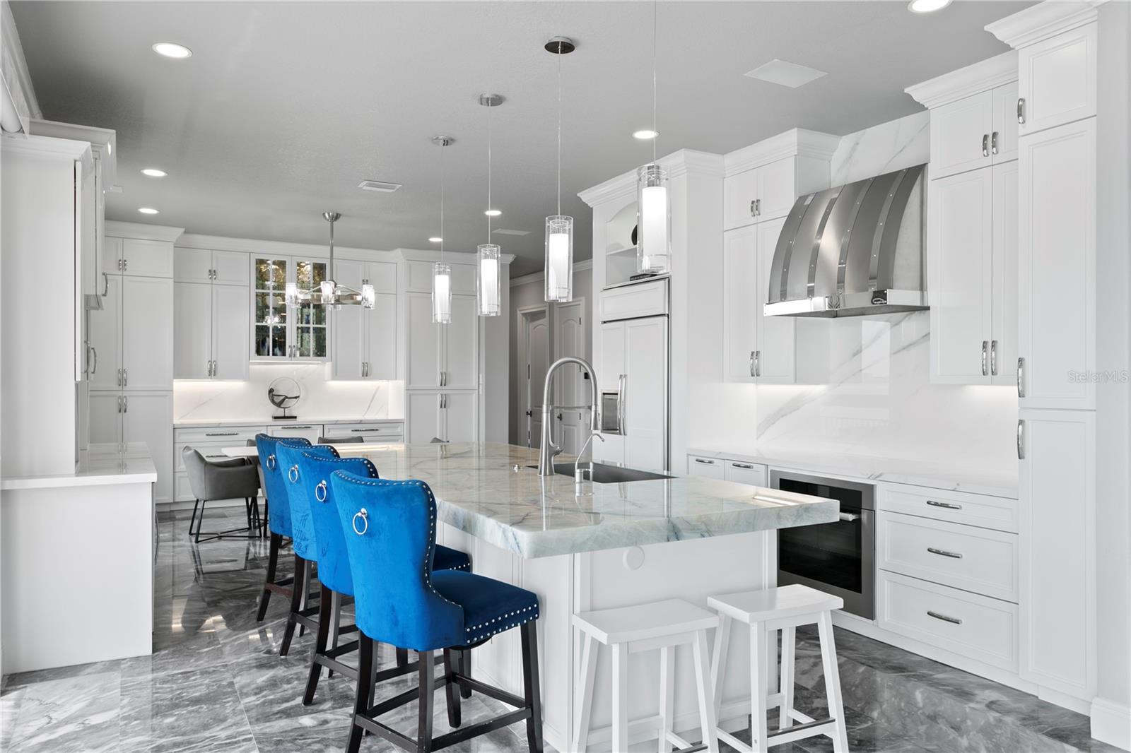 SKIMMER POINT PH III - Residential