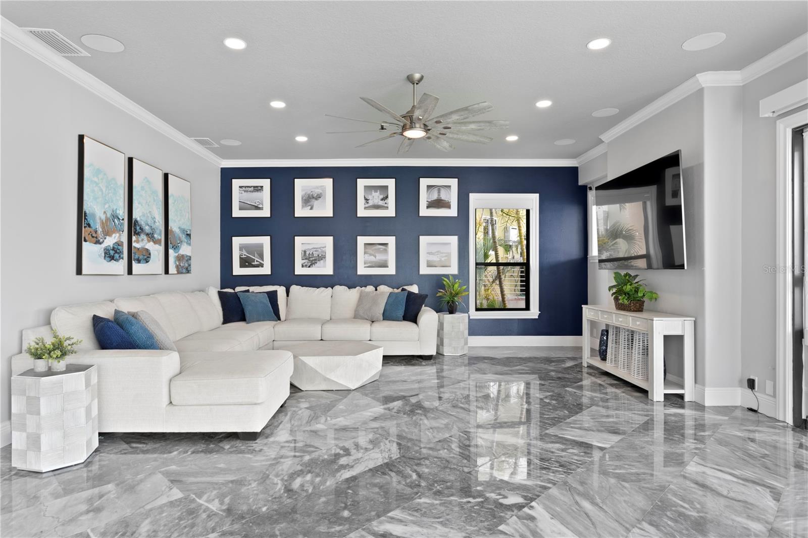 SKIMMER POINT PH III - Residential