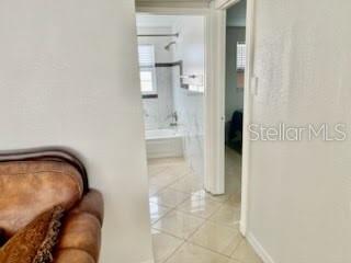 TOWNHOUSE NORTHWEST - Residential