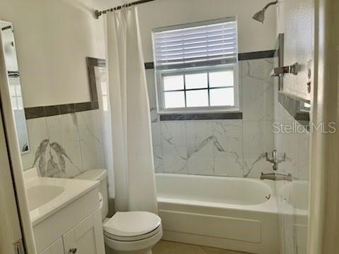 TOWNHOUSE NORTHWEST - Residential