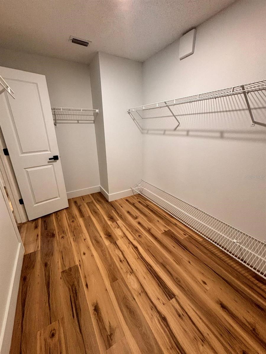 MARION OAKS - Residential