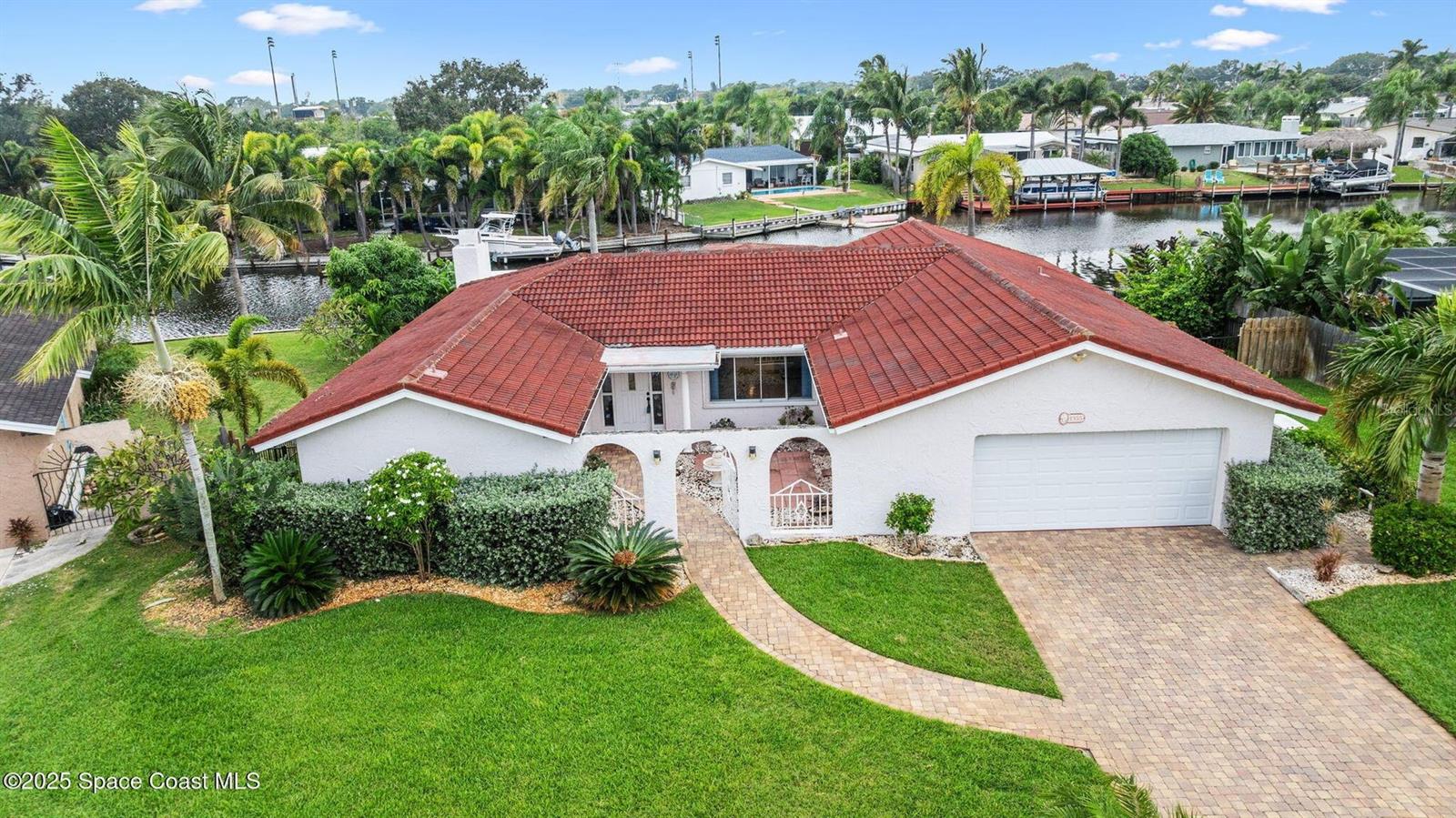 DIANA SHORES UNIT 05 - Residential