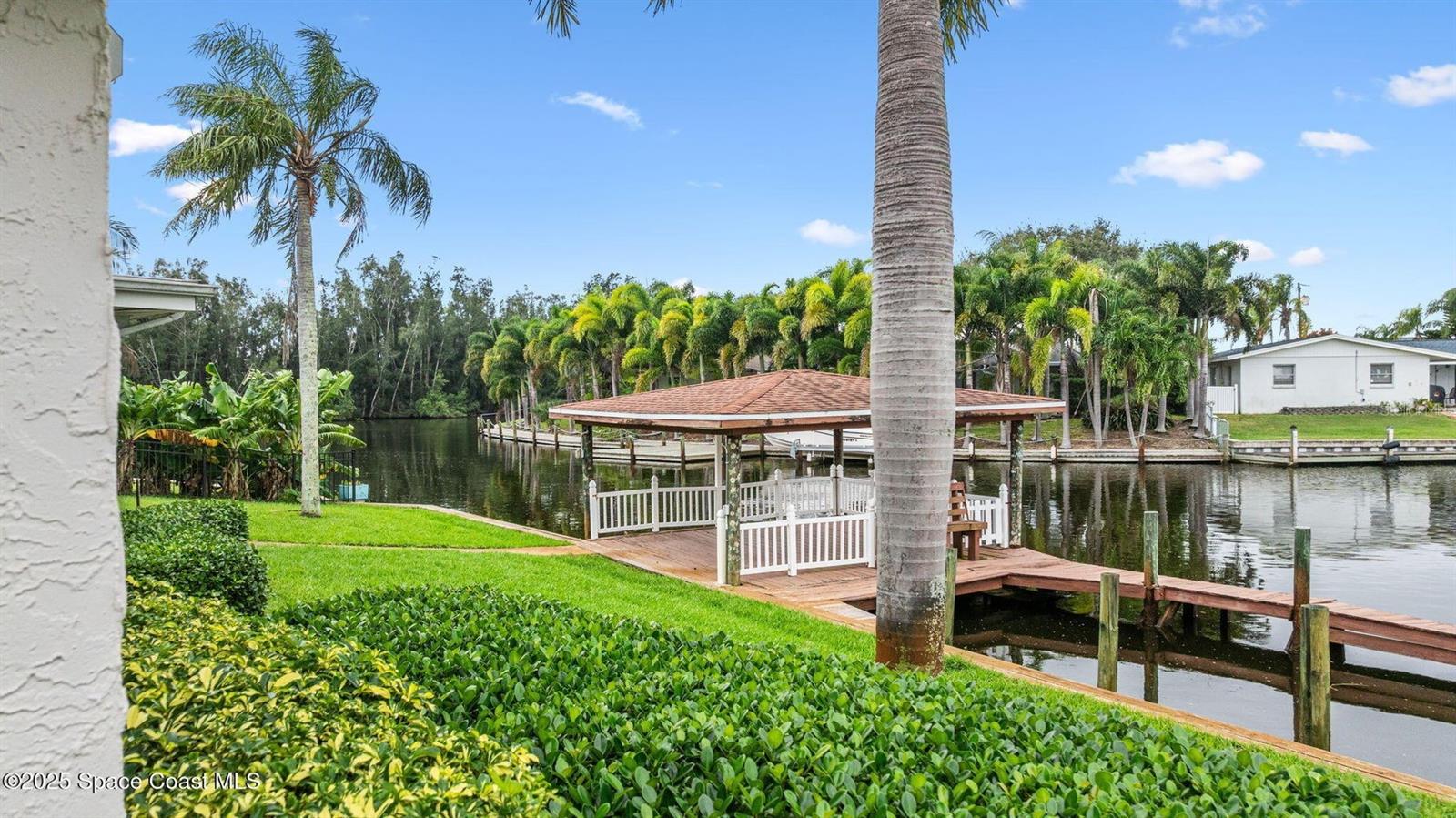 DIANA SHORES UNIT 05 - Residential