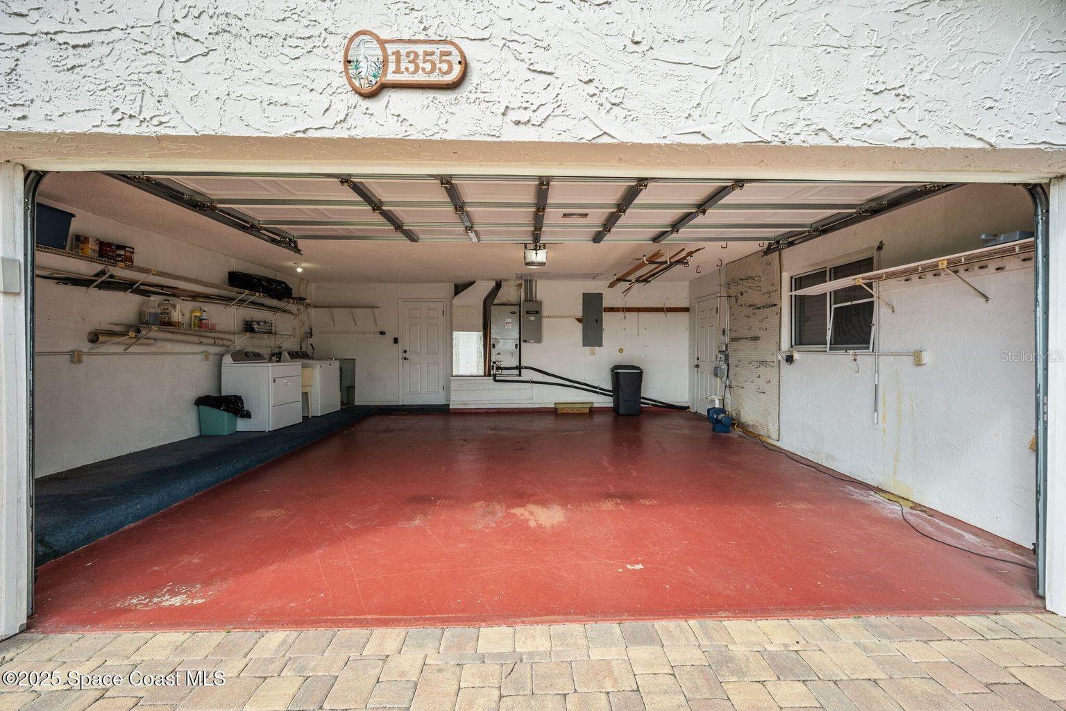 DIANA SHORES UNIT 05 - Residential