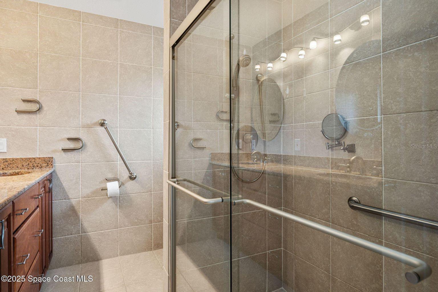 DIANA SHORES UNIT 05 - Residential