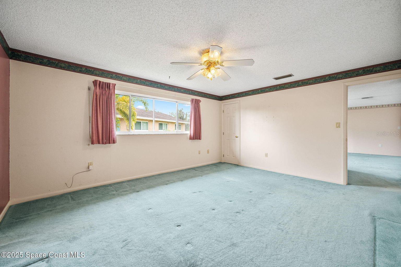 DIANA SHORES UNIT 05 - Residential