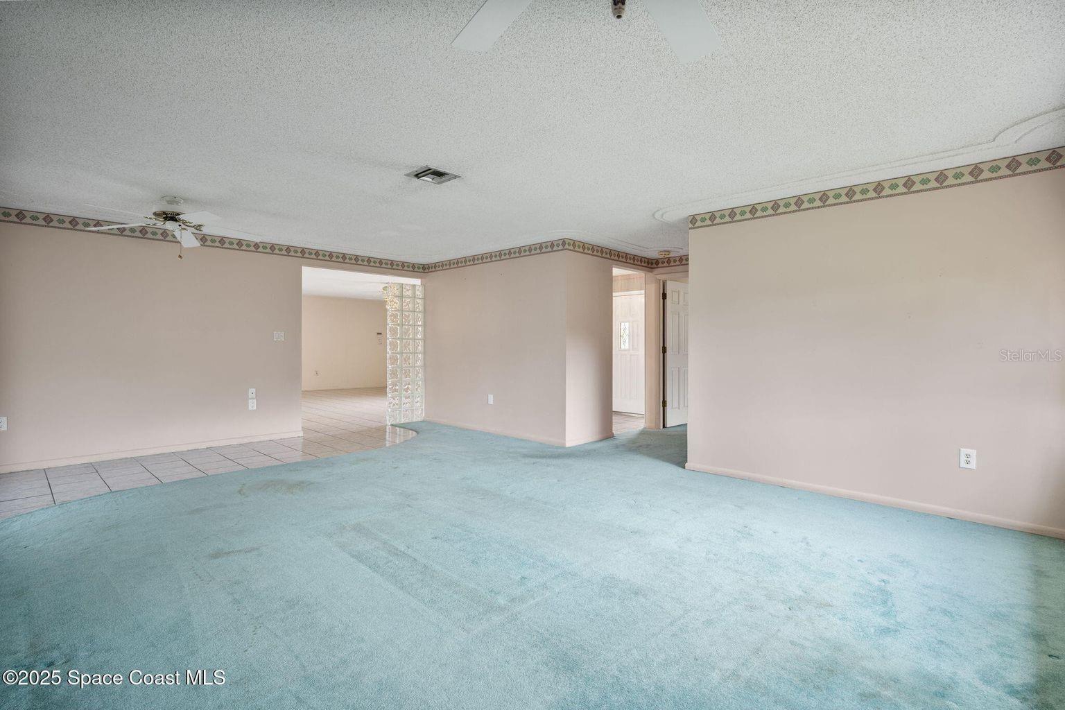 DIANA SHORES UNIT 05 - Residential