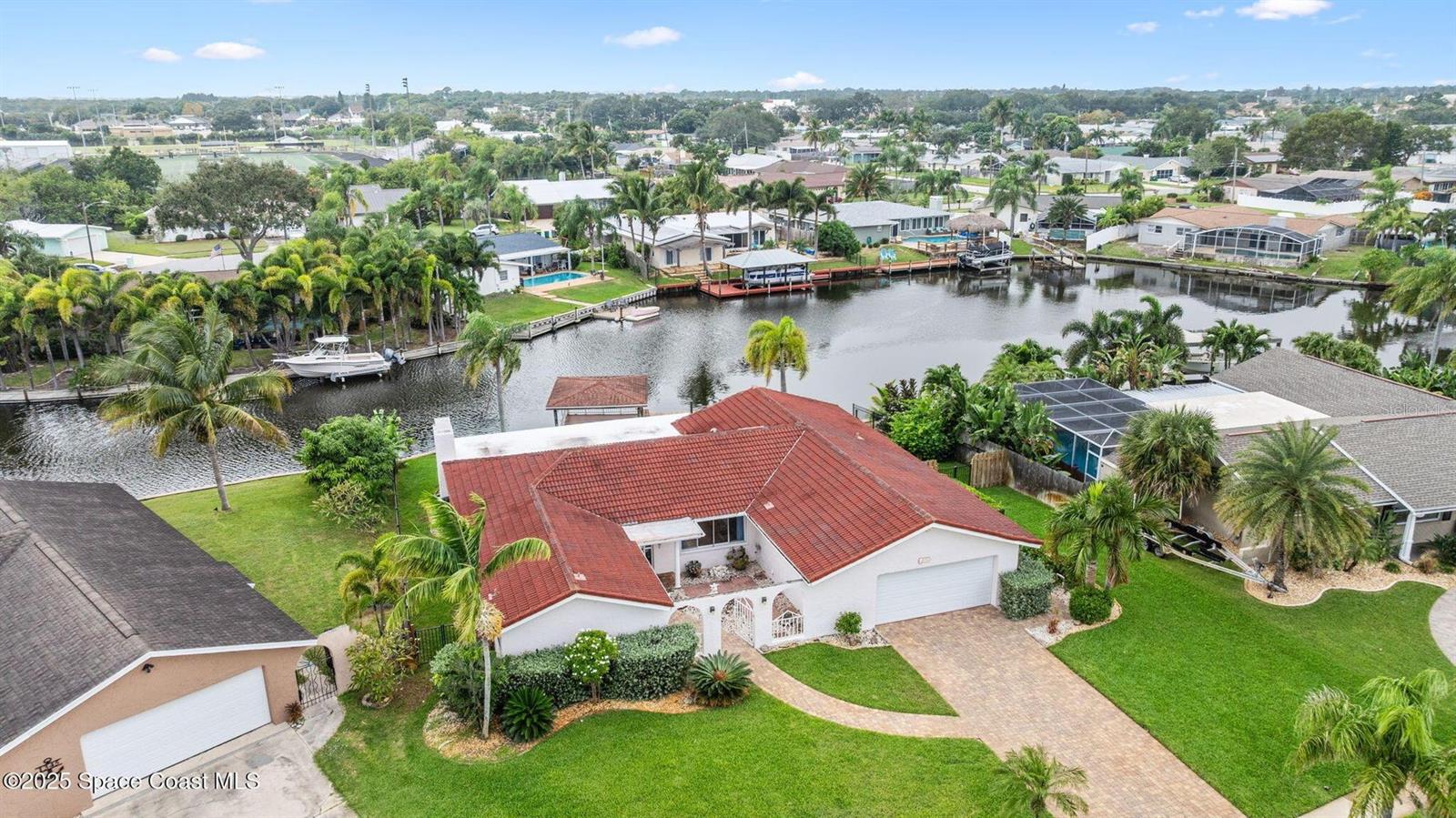 DIANA SHORES UNIT 05 - Residential