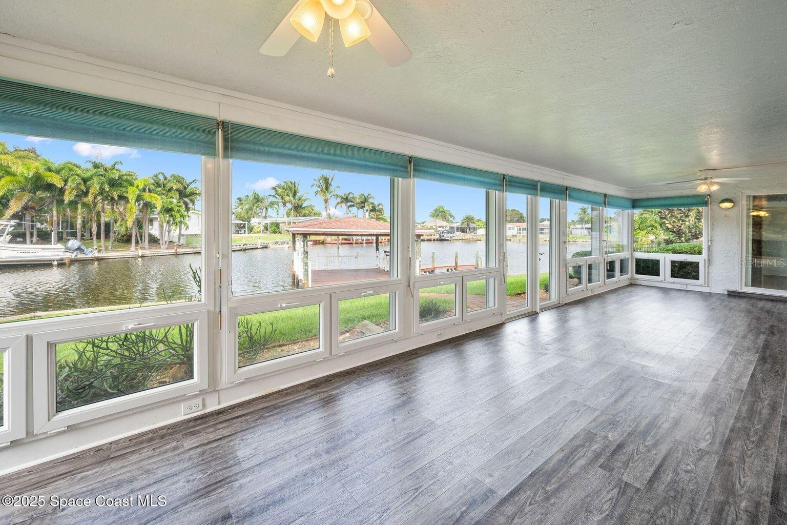 DIANA SHORES UNIT 05 - Residential