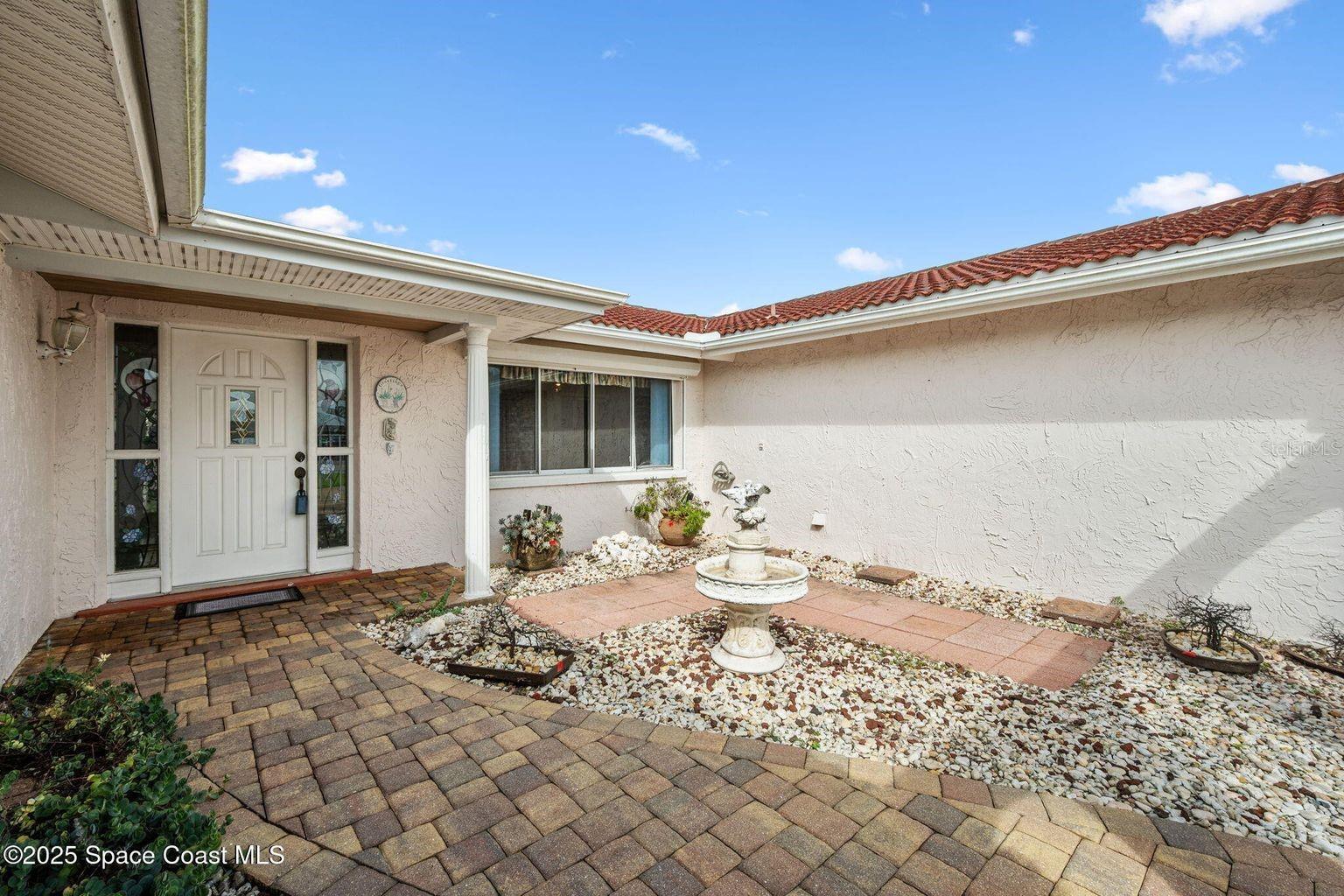 DIANA SHORES UNIT 05 - Residential