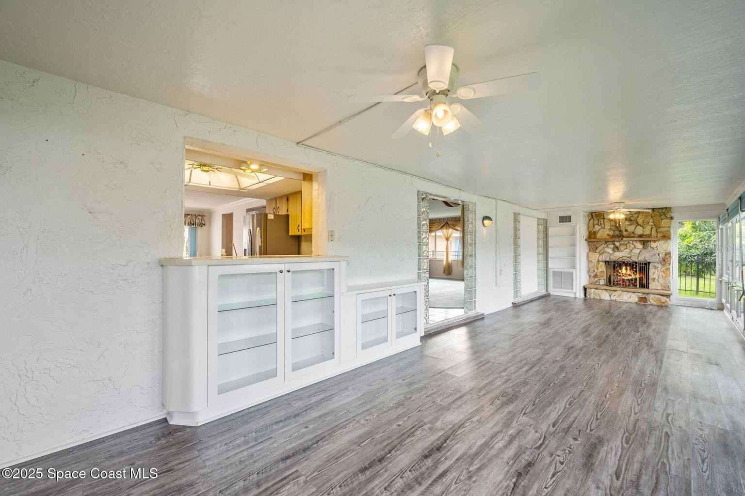 DIANA SHORES UNIT 05 - Residential