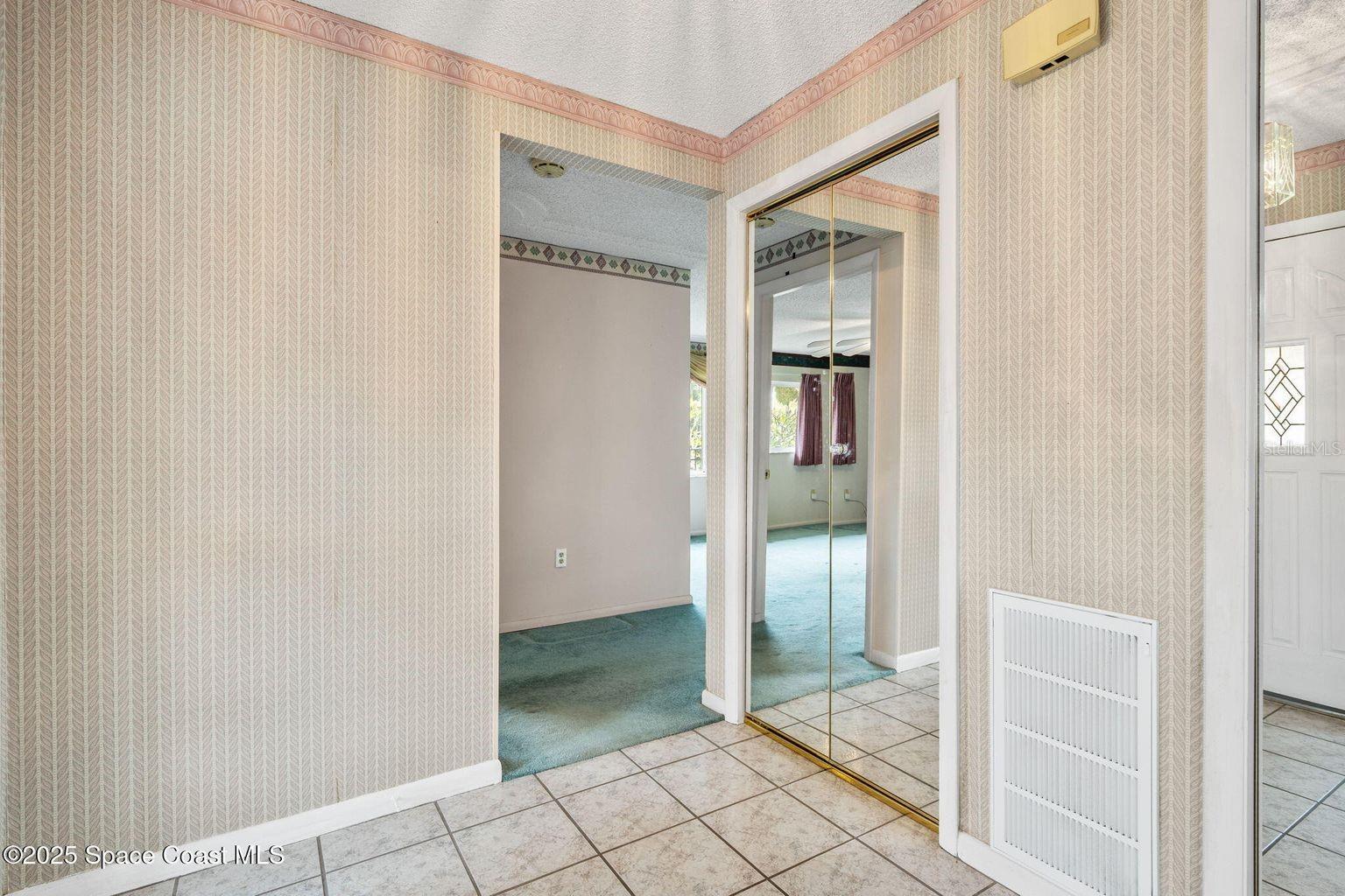 DIANA SHORES UNIT 05 - Residential