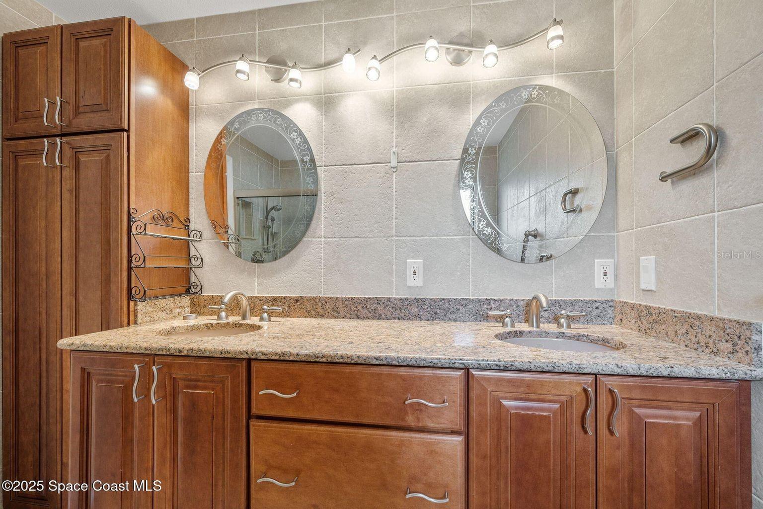 DIANA SHORES UNIT 05 - Residential