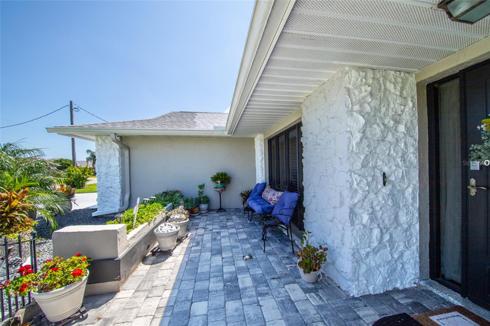 14 FLAMETREE COURT