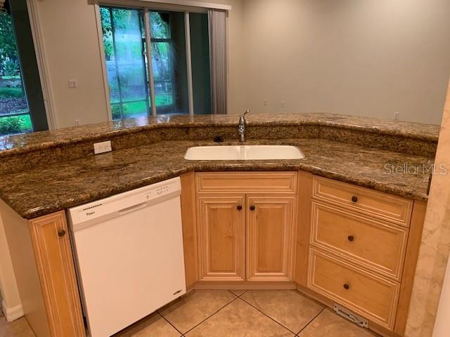 PALMER SQUARE WEST - Residential