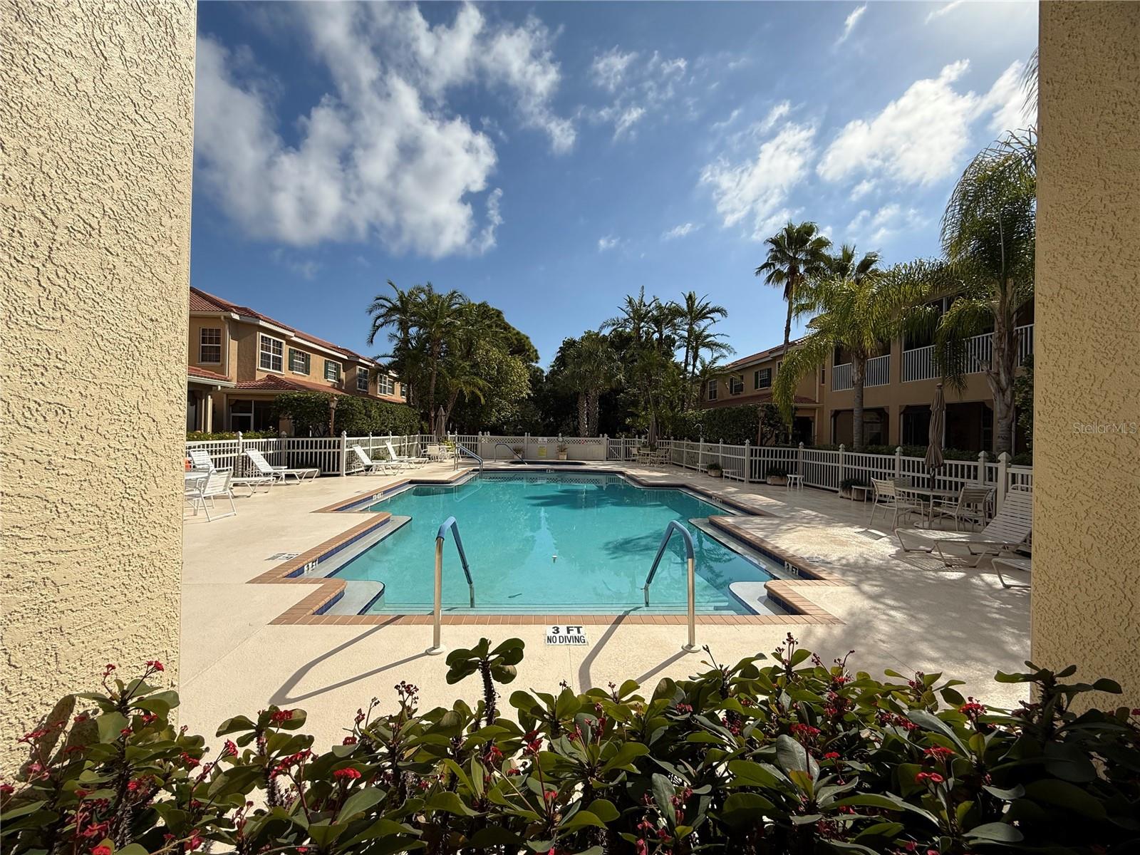 PALMER SQUARE WEST - Residential