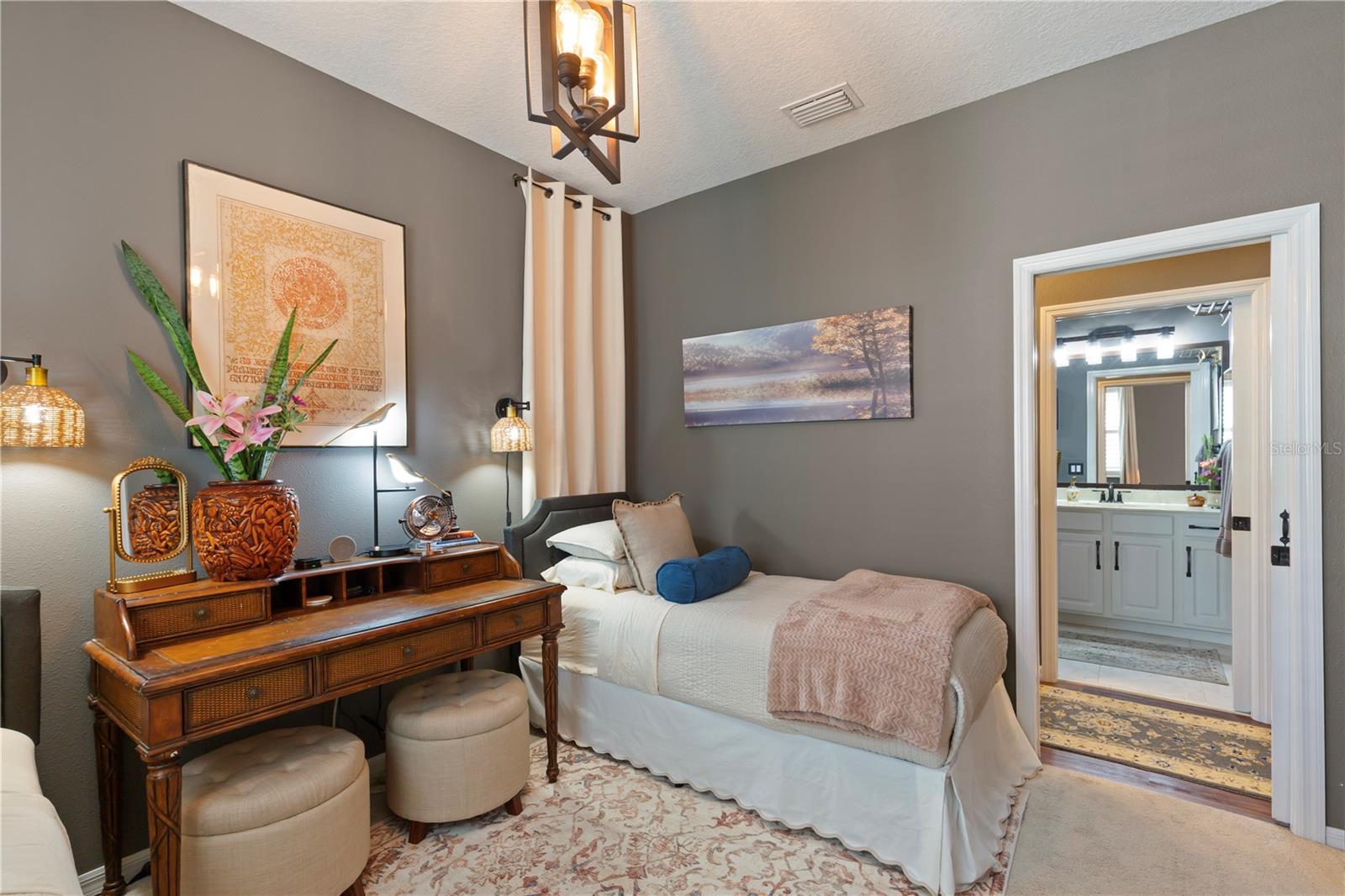 POINTE ALEXIS SOUTH PH III - Residential
