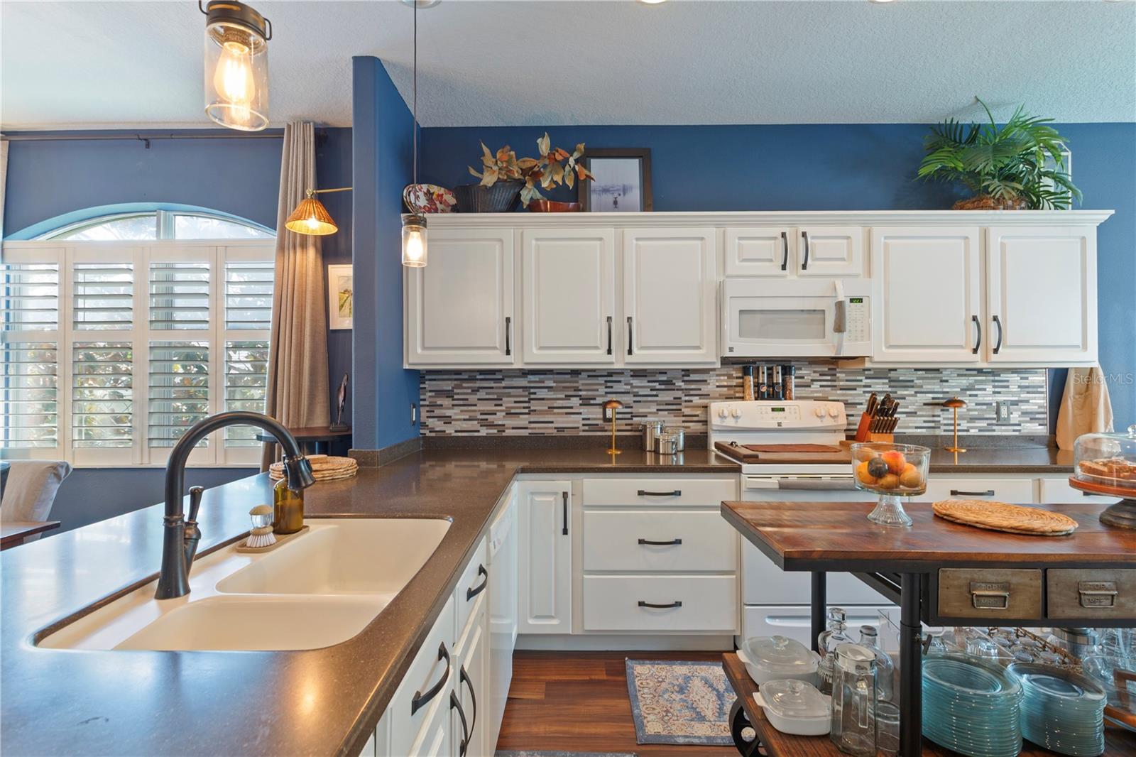 POINTE ALEXIS SOUTH PH III - Residential
