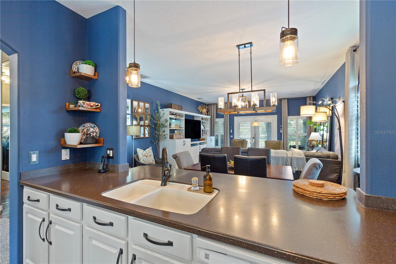 POINTE ALEXIS SOUTH PH III - Residential