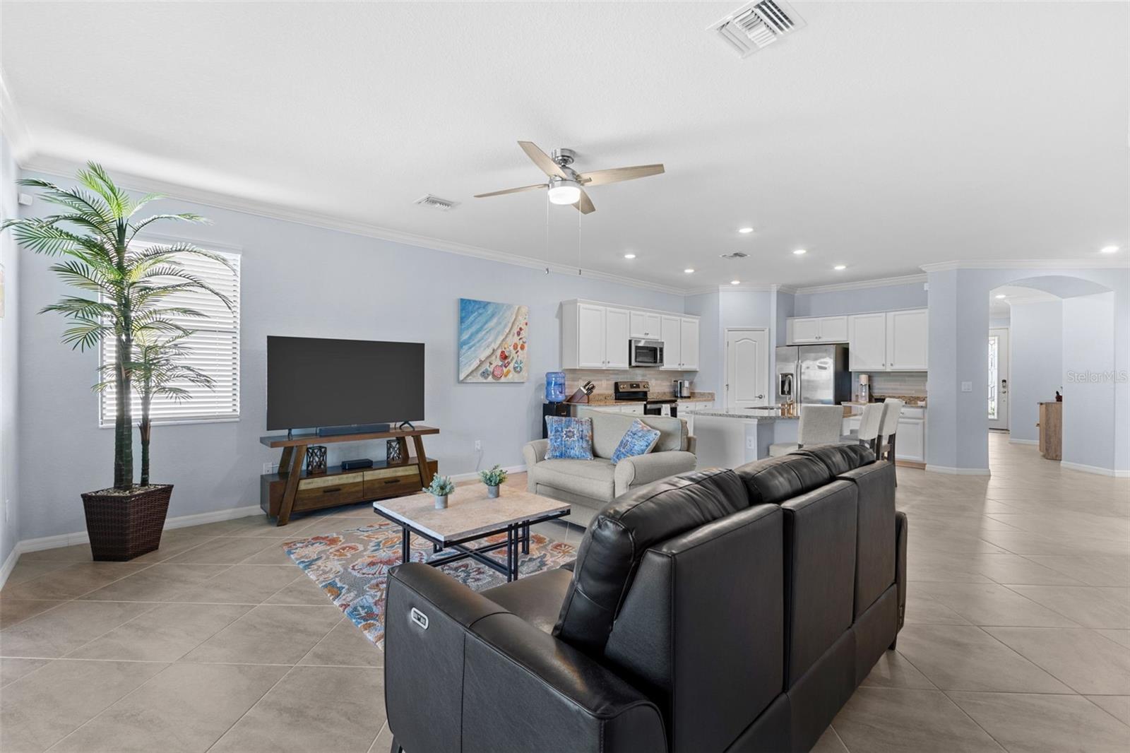SARASOTA NATIONAL PH 13B - Residential Lease