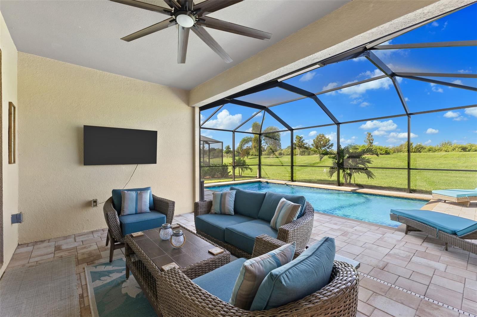 SARASOTA NATIONAL PH 13B - Residential Lease