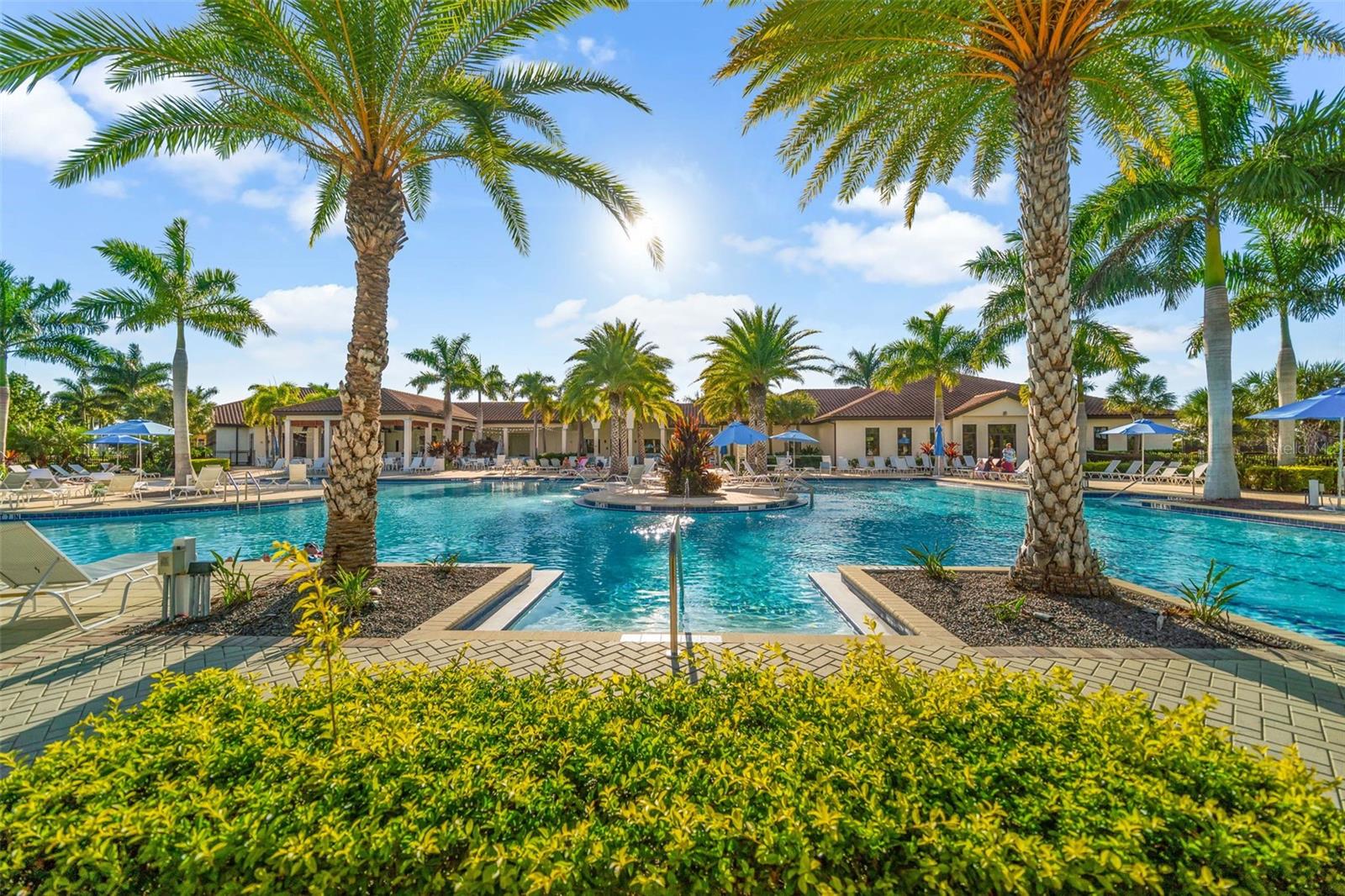 SARASOTA NATIONAL PH 13B - Residential Lease