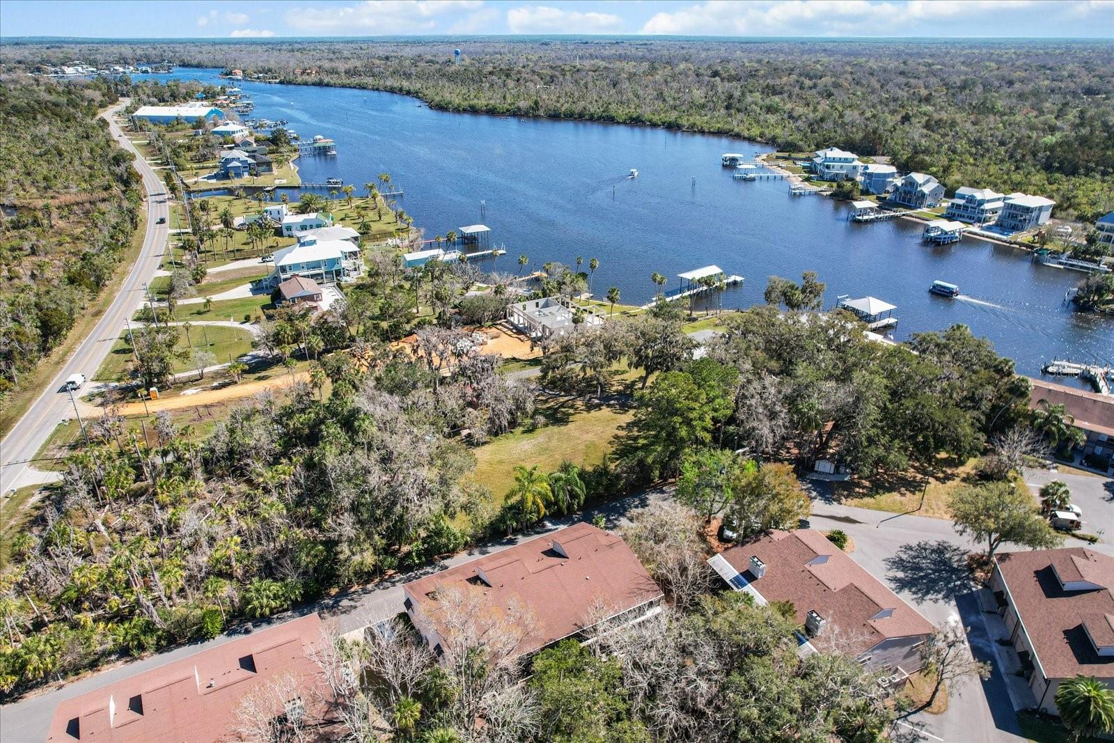 SPORTMANS LODGE UNREC CONDO - Residential