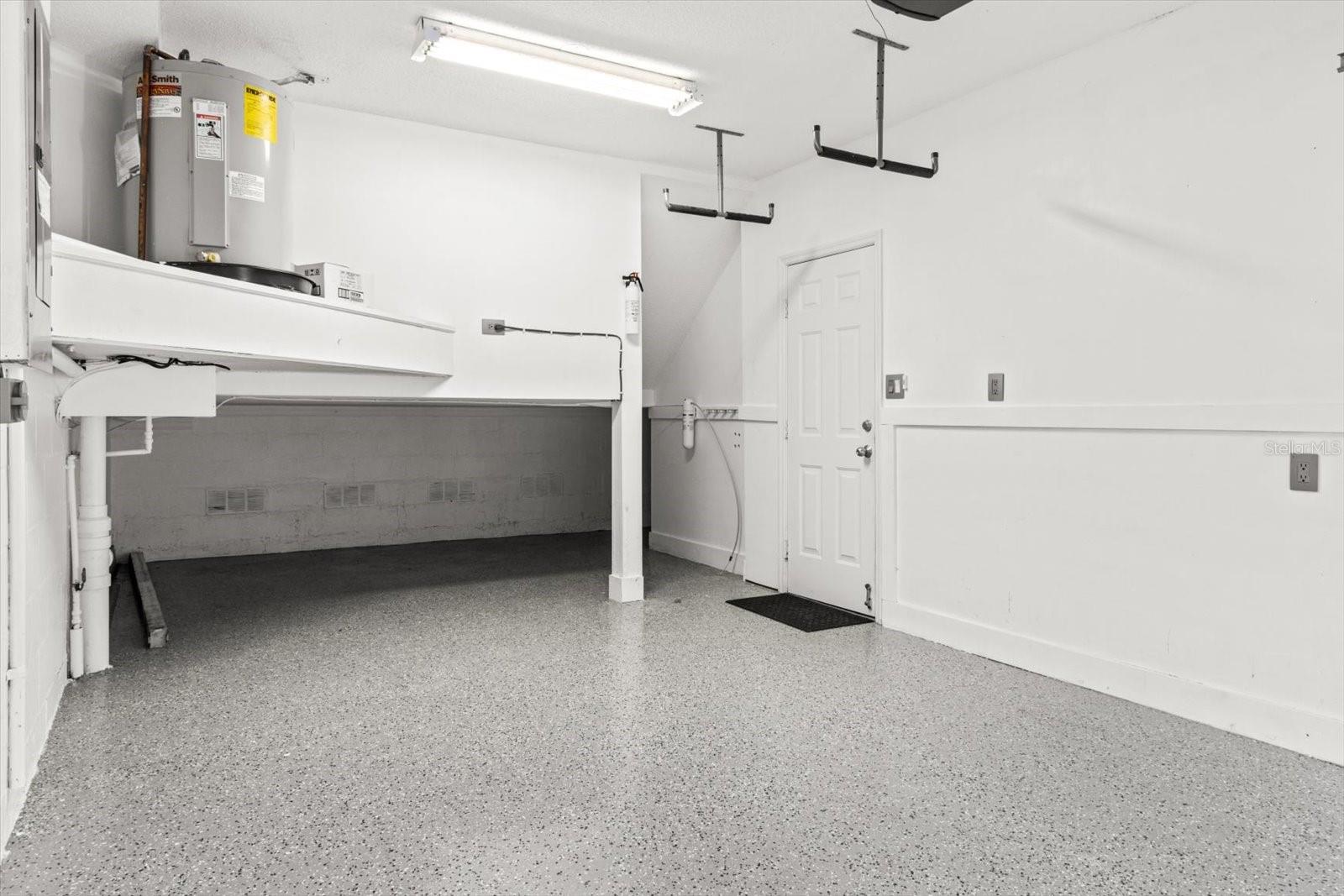 SPORTMANS LODGE UNREC CONDO - Residential