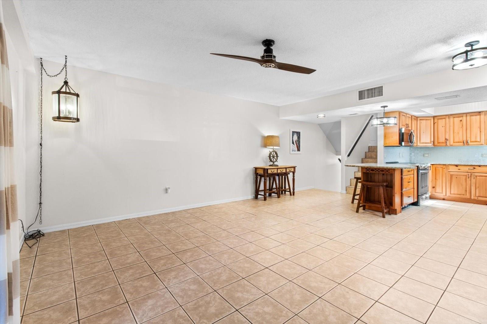 SPORTMANS LODGE UNREC CONDO - Residential