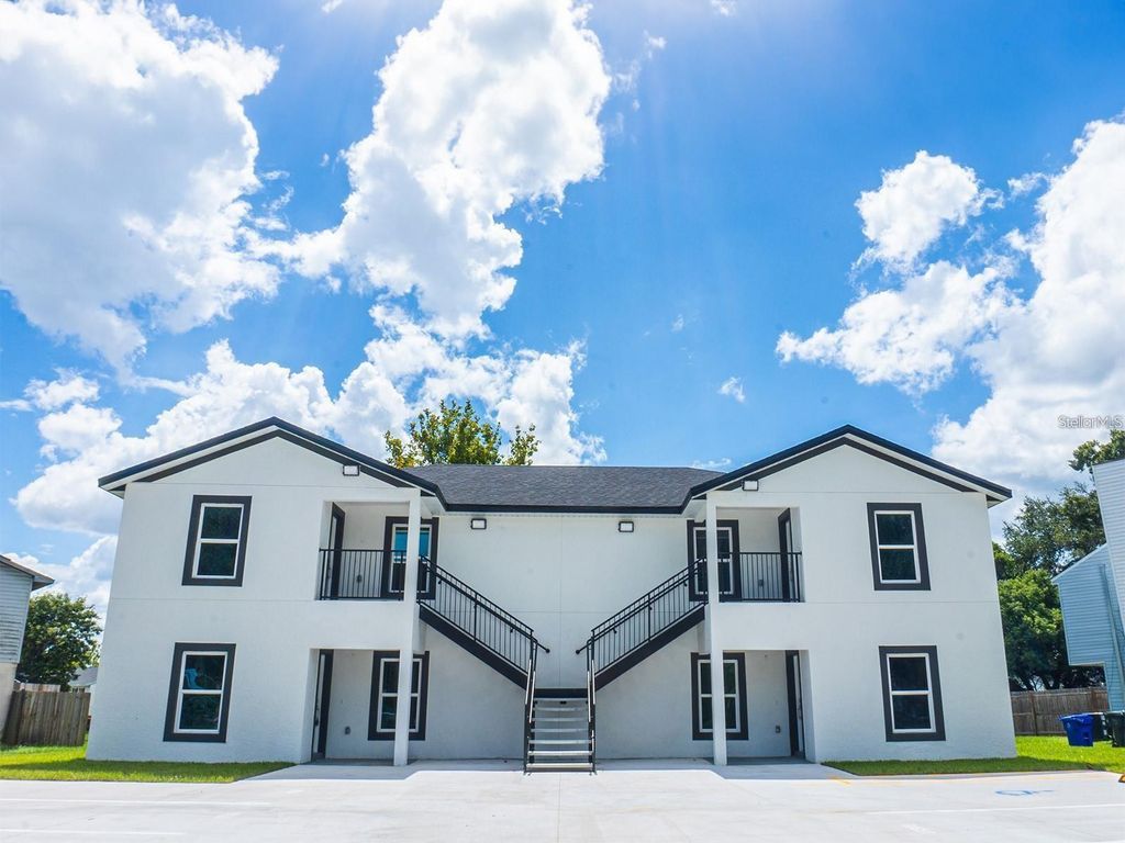 Photo of 1725 Crystal Grove Drive #1731, Lakeland, FL 33801 (MLS # S5140676)