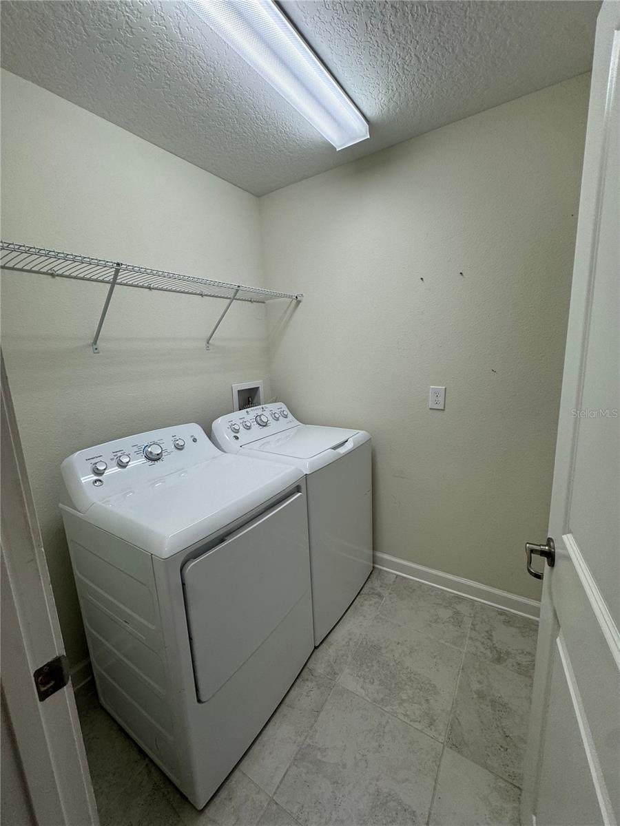 STOREY PARK PH 3 - Residential Lease